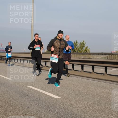 03.10.2025 - Köhlbrandbrückenlauf Fabian Wolf http://msf.ph/oto/9031905 03.10.2025 09:46:09 Position 3 1122, 2959 meine-sportfotos.de