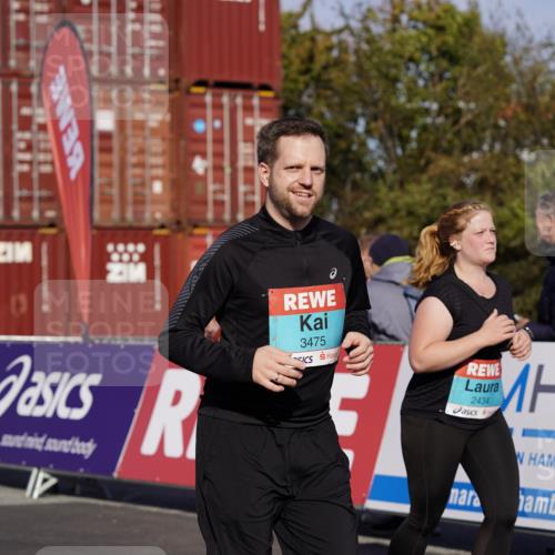 03.10.2025 - Köhlbrandbrückenlauf Michael Burmester http://msf.ph/oto/9031946 03.10.2025 10:38:43 Ziel 1880, 2279, 2434, 2438, 2756, 3412, 3413, 3433, 3733 meine-sportfotos.de