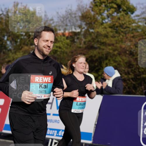 03.10.2025 - Köhlbrandbrückenlauf Michael Burmester http://msf.ph/oto/9031962 03.10.2025 10:38:43 Ziel 1880, 2279, 2434, 2438, 2756, 3412, 3413, 3433, 3733 meine-sportfotos.de