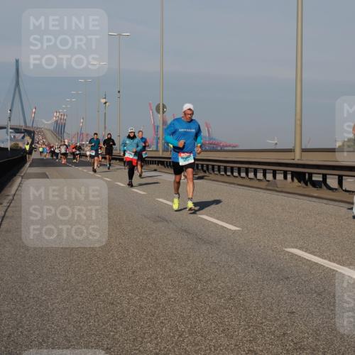 03.10.2025 - Köhlbrandbrückenlauf Fabian Wolf http://msf.ph/oto/9031996 03.10.2025 09:46:14 Position 3 1315 meine-sportfotos.de