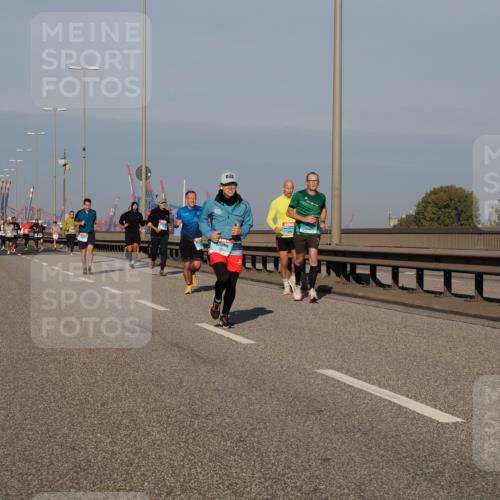 03.10.2025 - Köhlbrandbrückenlauf Fabian Wolf http://msf.ph/oto/9032083 03.10.2025 09:46:18 Position 3 1330 meine-sportfotos.de