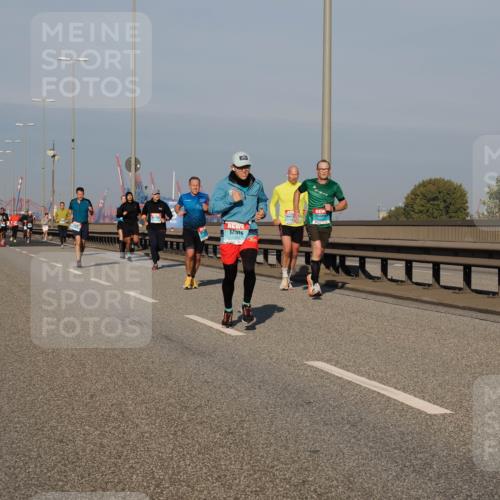 03.10.2025 - Köhlbrandbrückenlauf Fabian Wolf http://msf.ph/oto/9032094 03.10.2025 09:46:19 Position 3 1330 meine-sportfotos.de