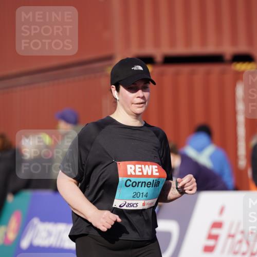 03.10.2025 - Köhlbrandbrückenlauf Michael Burmester http://msf.ph/oto/9032354 03.10.2025 10:39:21 Ziel 2014, 3286 meine-sportfotos.de