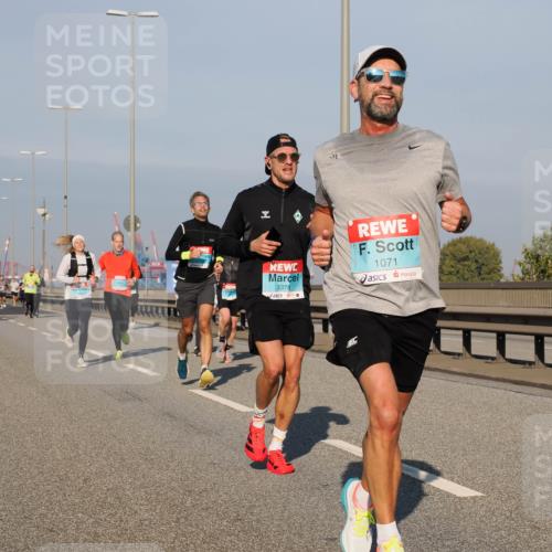 03.10.2025 - Köhlbrandbrückenlauf Fabian Wolf http://msf.ph/oto/9032458 03.10.2025 09:46:37 Position 3 3378, 1071 meine-sportfotos.de