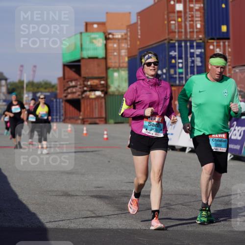 03.10.2025 - Köhlbrandbrückenlauf Michael Burmester http://msf.ph/oto/9032463 03.10.2025 10:39:49 Ziel 2288, 2479, 2839, 3456 meine-sportfotos.de