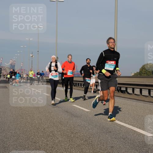03.10.2025 - Köhlbrandbrückenlauf Fabian Wolf http://msf.ph/oto/9032493 03.10.2025 09:46:39 Position 3 2796, 1 meine-sportfotos.de