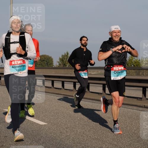 03.10.2025 - Köhlbrandbrückenlauf Fabian Wolf http://msf.ph/oto/9032556 03.10.2025 09:46:41 Position 3 1553, 719, 127, 3091, 1001 meine-sportfotos.de