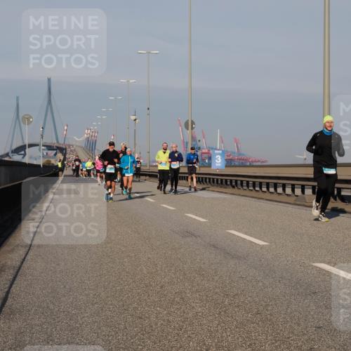 03.10.2025 - Köhlbrandbrückenlauf Fabian Wolf http://msf.ph/oto/9032581 03.10.2025 09:46:43 Position 3  meine-sportfotos.de