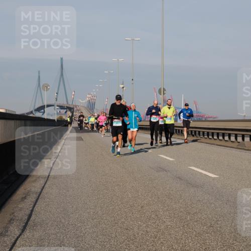 03.10.2025 - Köhlbrandbrückenlauf Fabian Wolf http://msf.ph/oto/9032636 03.10.2025 09:46:46 Position 3  meine-sportfotos.de
