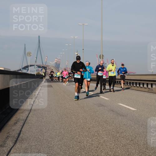 03.10.2025 - Köhlbrandbrückenlauf Fabian Wolf http://msf.ph/oto/9032654 03.10.2025 09:46:47 Position 3  meine-sportfotos.de