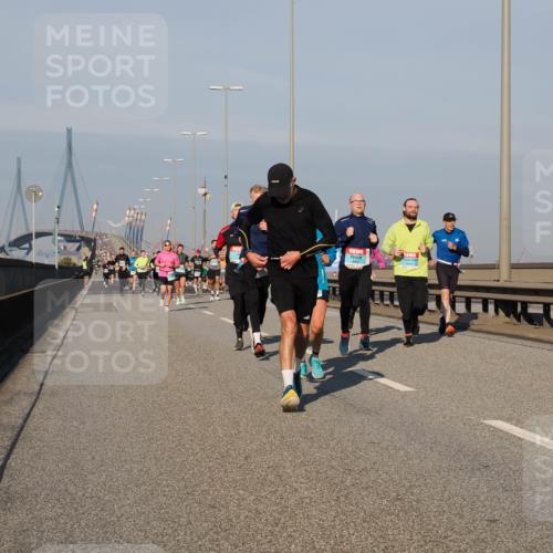 03.10.2025 - Köhlbrandbrückenlauf Fabian Wolf http://msf.ph/oto/9032694 03.10.2025 09:46:49 Position 3  meine-sportfotos.de