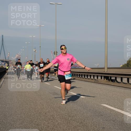 03.10.2025 - Köhlbrandbrückenlauf Fabian Wolf http://msf.ph/oto/9032815 03.10.2025 09:46:57 Position 3 1826 meine-sportfotos.de