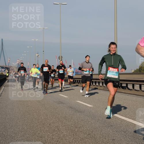 03.10.2025 - Köhlbrandbrückenlauf Fabian Wolf http://msf.ph/oto/9032846 03.10.2025 09:46:59 Position 3 1946 meine-sportfotos.de
