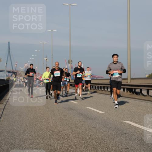03.10.2025 - Köhlbrandbrückenlauf Fabian Wolf http://msf.ph/oto/9032866 03.10.2025 09:47:00 Position 3  meine-sportfotos.de