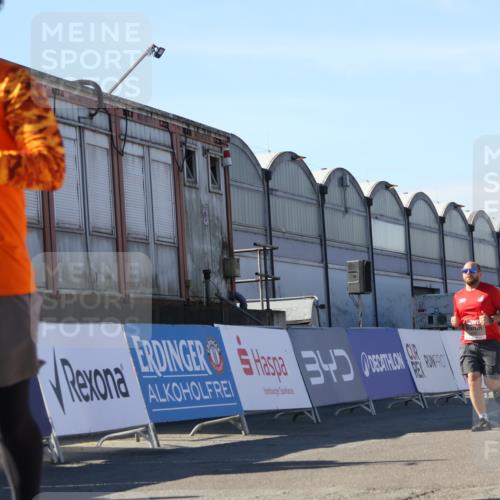 03.10.2025 - Köhlbrandbrückenlauf Luisa Fischer http://msf.ph/oto/9032893 03.10.2025 13:09:42 Ziel 4262, 4298, 4358, 4365, 4502, 4614, 5803, 5813, 5907, 6308, 6379, 6438, 6659, 6803 meine-sportfotos.de