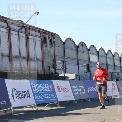 03.10.2025 - Köhlbrandbrückenlauf Luisa Fischer http://msf.ph/oto/9032898 03.10.2025 13:09:43 Ziel 4262, 4358, 4365, 4502, 4614, 5803, 5813, 5907, 6308, 6379, 6438, 6659, 6803 meine-sportfotos.de