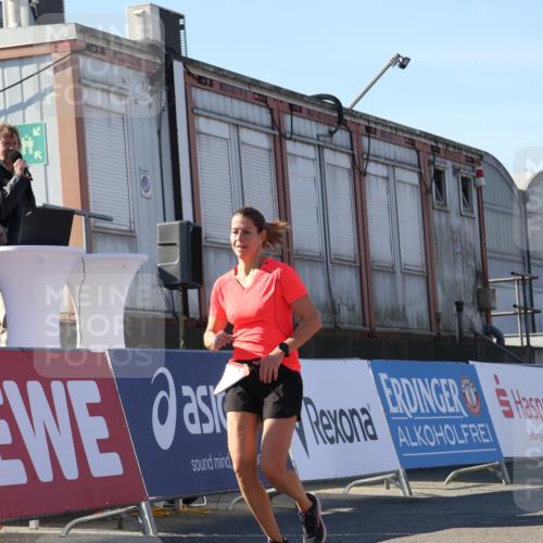 03.10.2025 - Köhlbrandbrückenlauf Luisa Fischer http://msf.ph/oto/9032949 03.10.2025 13:09:54 Ziel 4260, 4625, 4718, 4837, 5520, 5763, 5941, 6308, 6659, 6750 meine-sportfotos.de