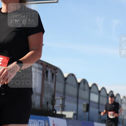 03.10.2025 - Köhlbrandbrückenlauf Luisa Fischer http://msf.ph/oto/9032982 03.10.2025 13:09:58 Ziel 4260, 4625, 4718, 4787, 4837, 4929, 5520, 5763, 5941, 6083, 6750, 6764 meine-sportfotos.de