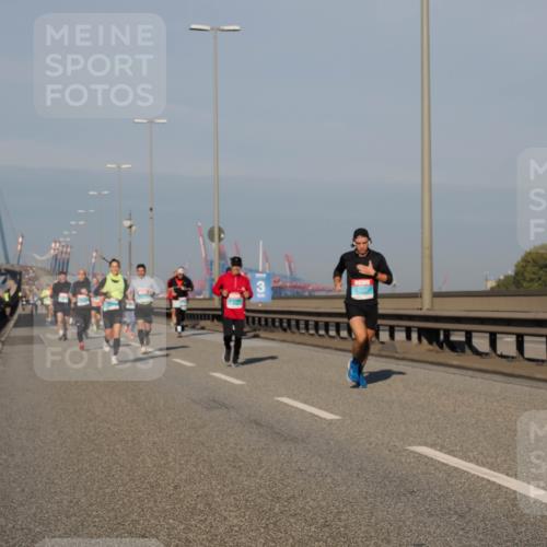 03.10.2025 - Köhlbrandbrückenlauf Fabian Wolf http://msf.ph/oto/9033007 03.10.2025 09:47:07 Position 3  meine-sportfotos.de