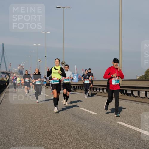 03.10.2025 - Köhlbrandbrückenlauf Fabian Wolf http://msf.ph/oto/9033088 03.10.2025 09:47:10 Position 3 3 meine-sportfotos.de