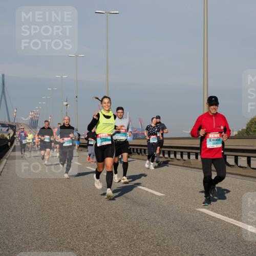 03.10.2025 - Köhlbrandbrückenlauf Fabian Wolf http://msf.ph/oto/9033096 03.10.2025 09:47:11 Position 3 3454, 3224 meine-sportfotos.de