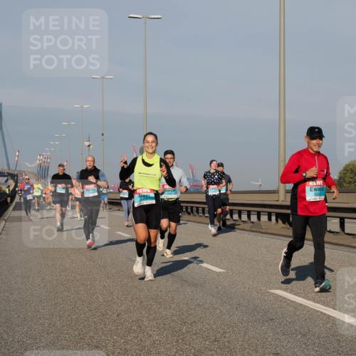 03.10.2025 - Köhlbrandbrückenlauf Fabian Wolf http://msf.ph/oto/9033101 03.10.2025 09:47:11 Position 3 3454, 3224 meine-sportfotos.de
