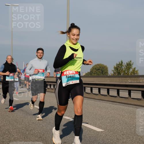 03.10.2025 - Köhlbrandbrückenlauf Fabian Wolf http://msf.ph/oto/9033139 03.10.2025 09:47:13 Position 3 2024, 3204, 3454 meine-sportfotos.de