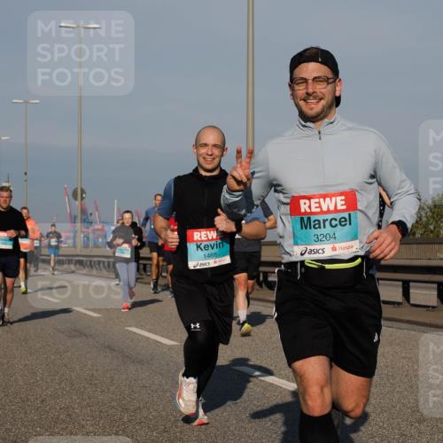03.10.2025 - Köhlbrandbrückenlauf Fabian Wolf http://msf.ph/oto/9033169 03.10.2025 09:47:14 Position 3 1468, 3204 meine-sportfotos.de