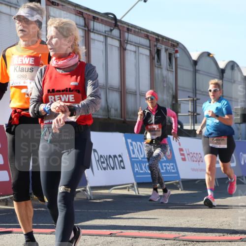 03.10.2025 - Köhlbrandbrückenlauf Luisa Fischer http://msf.ph/oto/9033268 03.10.2025 13:10:41 Ziel 4081, 4386, 4488, 4514, 5229, 5383, 5410, 5689, 5738, 5753, 5889, 6024, 6177, 6269, 6273, 6779 meine-sportfotos.de