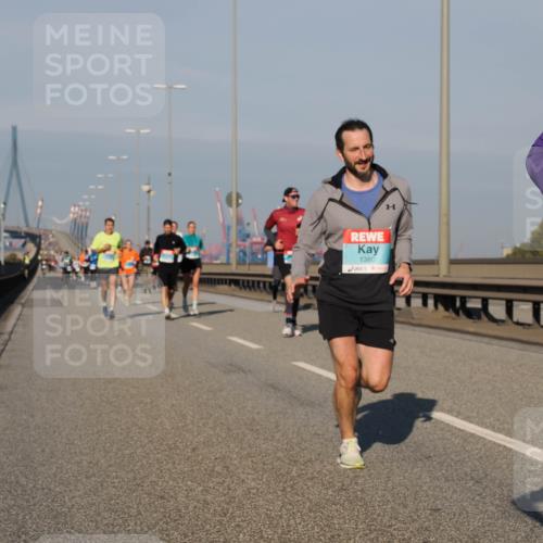 03.10.2025 - Köhlbrandbrückenlauf Fabian Wolf http://msf.ph/oto/9033302 03.10.2025 09:47:21 Position 3 1380 meine-sportfotos.de