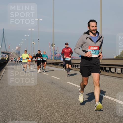03.10.2025 - Köhlbrandbrückenlauf Fabian Wolf http://msf.ph/oto/9033306 03.10.2025 09:47:21 Position 3 1380 meine-sportfotos.de