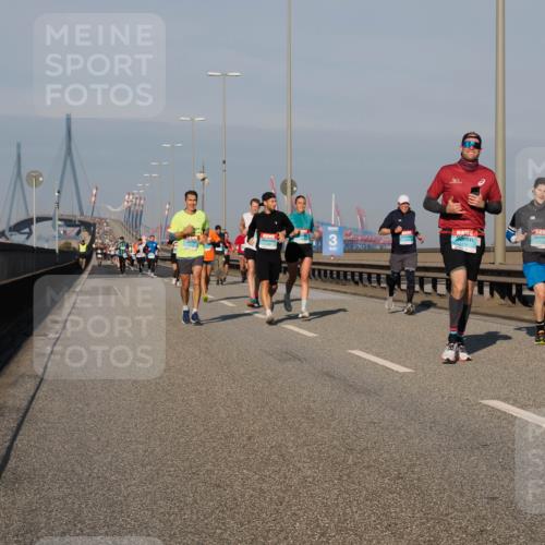 03.10.2025 - Köhlbrandbrückenlauf Fabian Wolf http://msf.ph/oto/9033345 03.10.2025 09:47:23 Position 3 3, 3118 meine-sportfotos.de