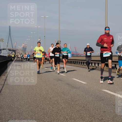 03.10.2025 - Köhlbrandbrückenlauf Fabian Wolf http://msf.ph/oto/9033354 03.10.2025 09:47:24 Position 3  meine-sportfotos.de