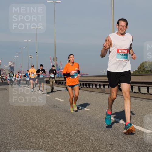 03.10.2025 - Köhlbrandbrückenlauf Fabian Wolf http://msf.ph/oto/9033476 03.10.2025 09:47:30 Position 3 1176 meine-sportfotos.de