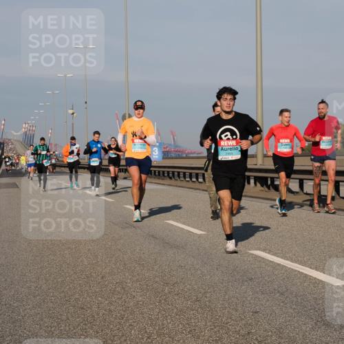 03.10.2025 - Köhlbrandbrückenlauf Fabian Wolf http://msf.ph/oto/9033589 03.10.2025 09:47:35 Position 3 3, 2901 meine-sportfotos.de