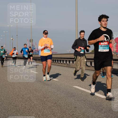 03.10.2025 - Köhlbrandbrückenlauf Fabian Wolf http://msf.ph/oto/9033615 03.10.2025 09:47:35 Position 3 1474, 2901, 1273 meine-sportfotos.de