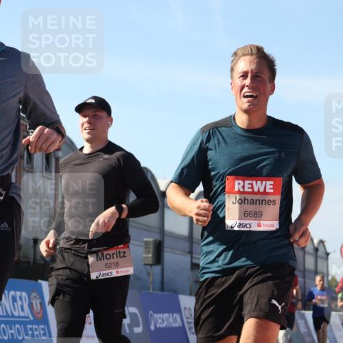 03.10.2025 - Köhlbrandbrückenlauf Luisa Fischer http://msf.ph/oto/9033636 03.10.2025 13:11:38 Ziel 4158, 4178, 4315, 4325, 4353, 4354, 4427, 4501, 4538, 4568, 4617, 4736, 4777, 4782, 4799, 4845, 5145, 5794, 5866, 5869, 5937, 6217, 6218, 6517, 6563, 6680, 6689, 6690, 6691 meine-sportfotos.de