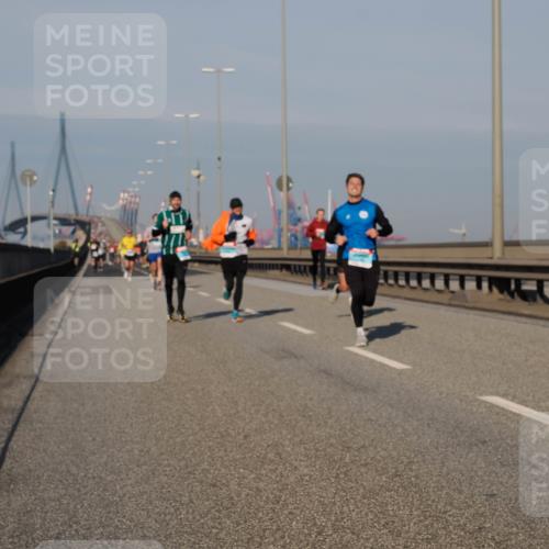 03.10.2025 - Köhlbrandbrückenlauf Fabian Wolf http://msf.ph/oto/9033658 03.10.2025 09:47:38 Position 3  meine-sportfotos.de