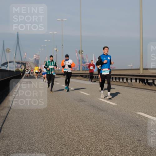 03.10.2025 - Köhlbrandbrückenlauf Fabian Wolf http://msf.ph/oto/9033661 03.10.2025 09:47:38 Position 3  meine-sportfotos.de