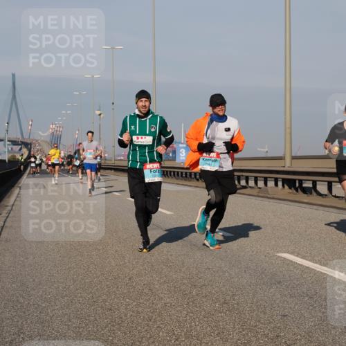 03.10.2025 - Köhlbrandbrückenlauf Fabian Wolf http://msf.ph/oto/9033708 03.10.2025 09:47:41 Position 3 1526, 0164 meine-sportfotos.de