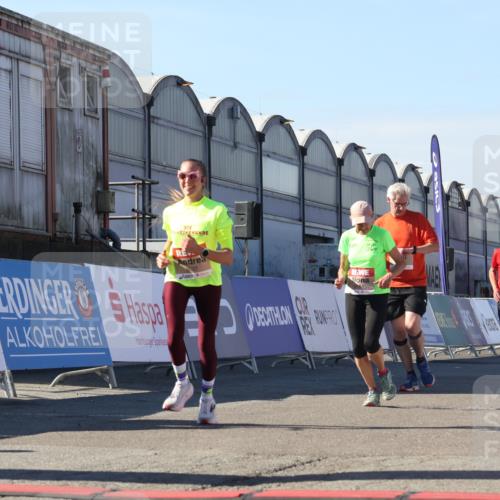 03.10.2025 - Köhlbrandbrückenlauf Luisa Fischer http://msf.ph/oto/9033723 03.10.2025 13:12:01 Ziel 4100, 4101, 4176, 4468, 4685, 5396, 5426, 5856, 5910, 5911, 5927, 6033, 6048, 6049, 6184, 6763, 6796 meine-sportfotos.de