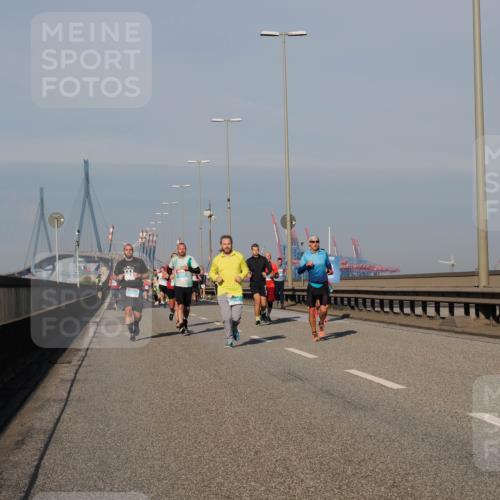 03.10.2025 - Köhlbrandbrückenlauf Fabian Wolf http://msf.ph/oto/9033883 03.10.2025 09:47:57 Position 3  meine-sportfotos.de