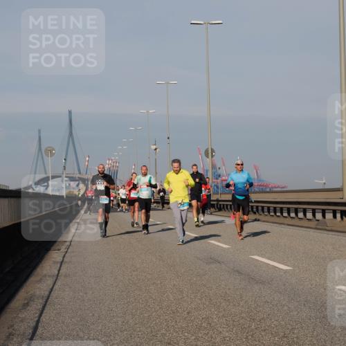 03.10.2025 - Köhlbrandbrückenlauf Fabian Wolf http://msf.ph/oto/9033892 03.10.2025 09:47:57 Position 3  meine-sportfotos.de