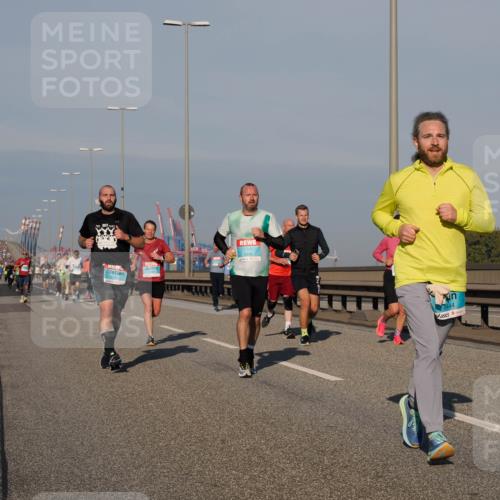 03.10.2025 - Köhlbrandbrückenlauf Fabian Wolf http://msf.ph/oto/9033924 03.10.2025 09:48:01 Position 3 2791, 3806, 3444 meine-sportfotos.de