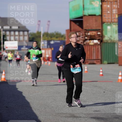 03.10.2025 - Köhlbrandbrückenlauf Michael Burmester http://msf.ph/oto/9034001 03.10.2025 10:42:44 Ziel 2226, 3131, 3283, 3623 meine-sportfotos.de