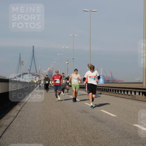 03.10.2025 - Köhlbrandbrückenlauf Fabian Wolf http://msf.ph/oto/9034015 03.10.2025 09:48:10 Position 3  meine-sportfotos.de