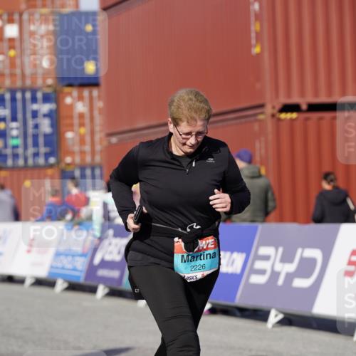 03.10.2025 - Köhlbrandbrückenlauf Michael Burmester http://msf.ph/oto/9034032 03.10.2025 10:42:48 Ziel 2226, 3131, 3283, 3623 meine-sportfotos.de