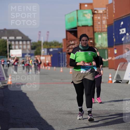03.10.2025 - Köhlbrandbrückenlauf Michael Burmester http://msf.ph/oto/9034054 03.10.2025 10:42:50 Ziel 2226, 3131, 3283, 3623 meine-sportfotos.de