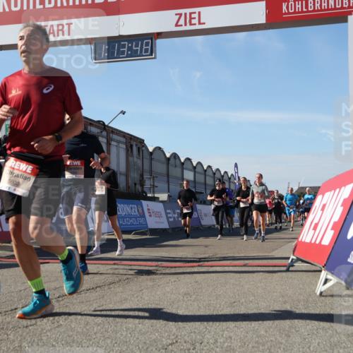 03.10.2025 - Köhlbrandbrückenlauf Luisa Fischer http://msf.ph/oto/9034101 03.10.2025 13:13:47 Ziel 4348, 4461, 4522, 4642, 5078, 5640, 5802, 5884, 5886, 5908, 6116, 6125, 6227, 6228, 6363, 6366, 6487, 6488, 6604 meine-sportfotos.de