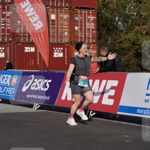 03.10.2025 - Köhlbrandbrückenlauf Michael Burmester http://msf.ph/oto/9034152 03.10.2025 10:42:59 Ziel 3649 meine-sportfotos.de